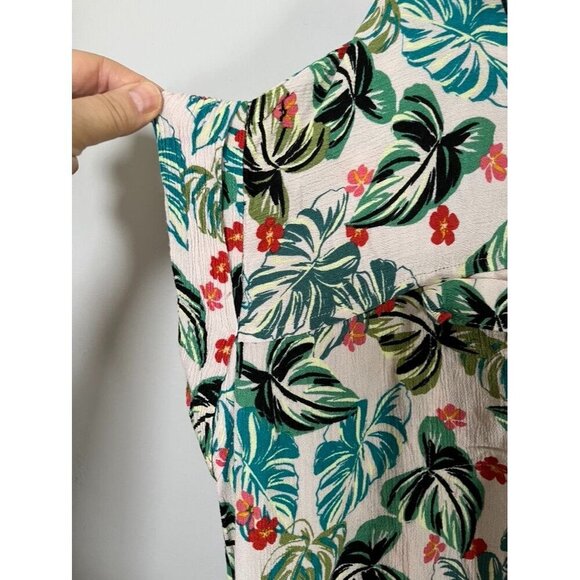 Lost Wonder Floral Top 2X Green Tunic Boho Western Classic Preppy Resort Chic - Picture 2 of 12